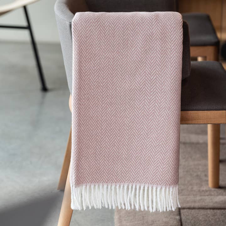 ASI Herringbone Plush Throw