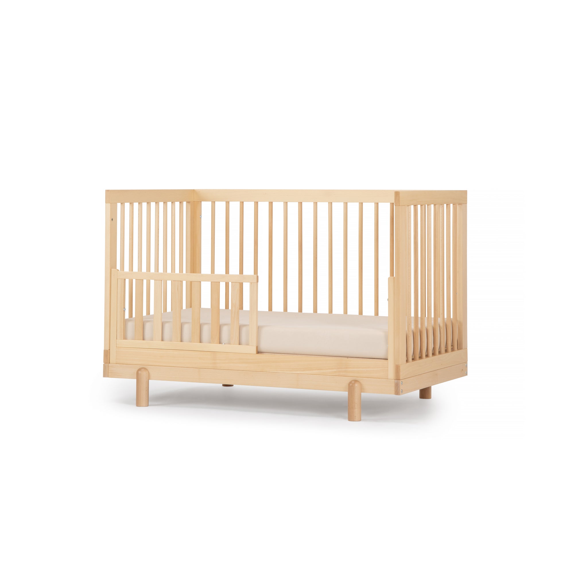 dadada Bliss 4-in-1 Convertible Crib