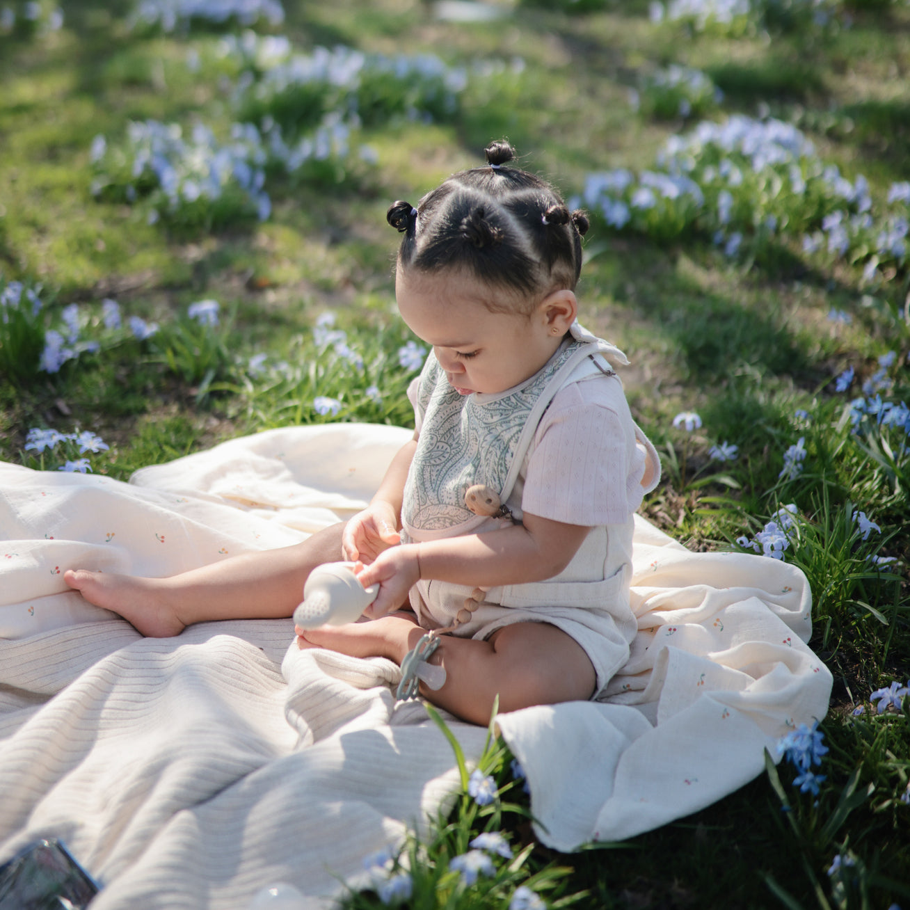 Mushie Knitted Ribbed Baby Blanket