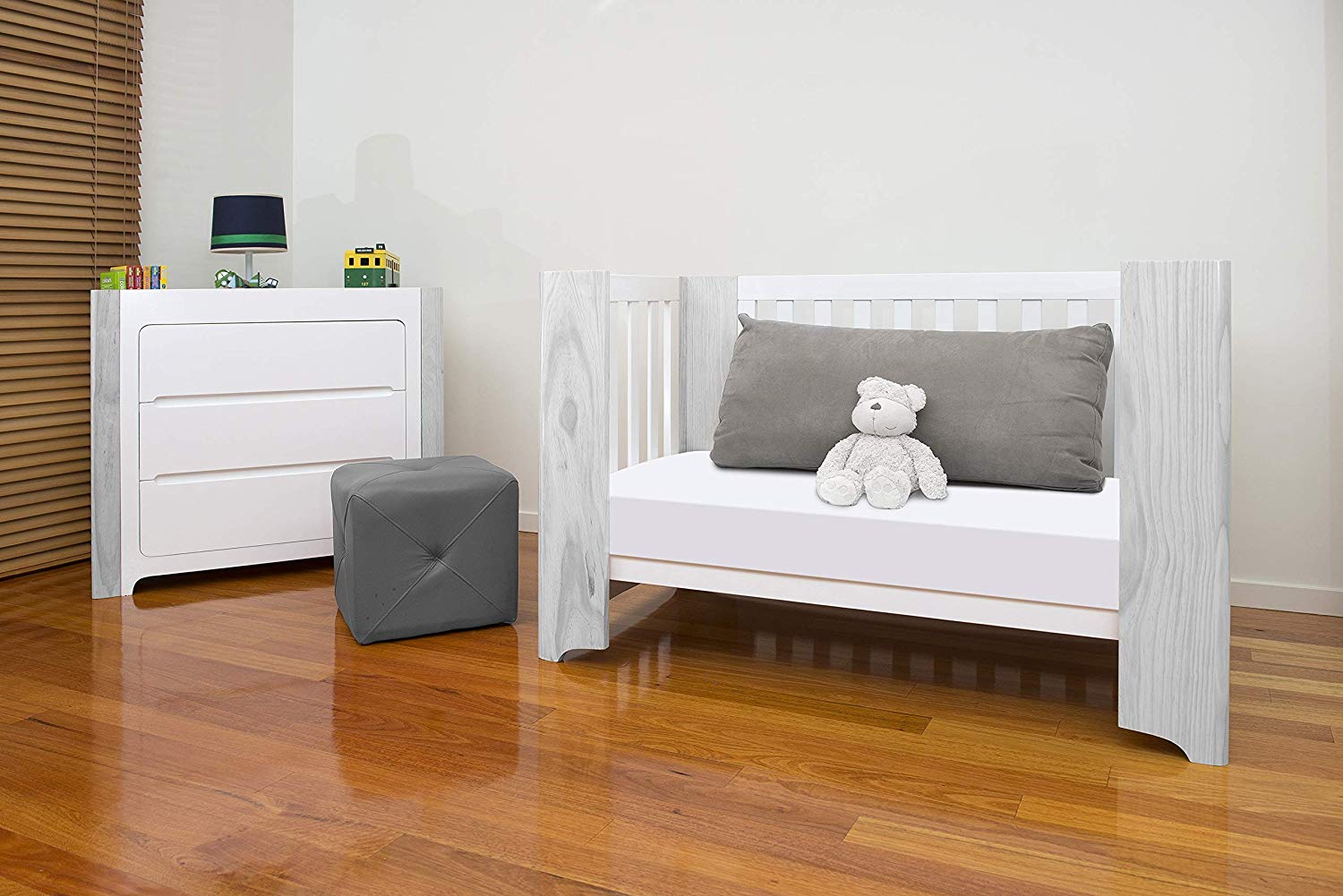 Cocoon Evoluer 4 in 1 Convertible Crib - Mega Babies