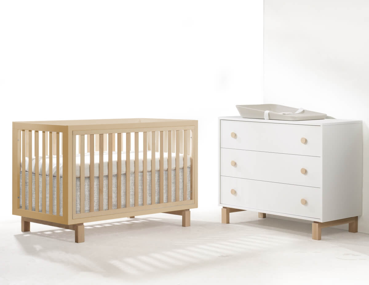 Tulip Bjorn Classic Crib & 3 Drawer Dresser XL Set