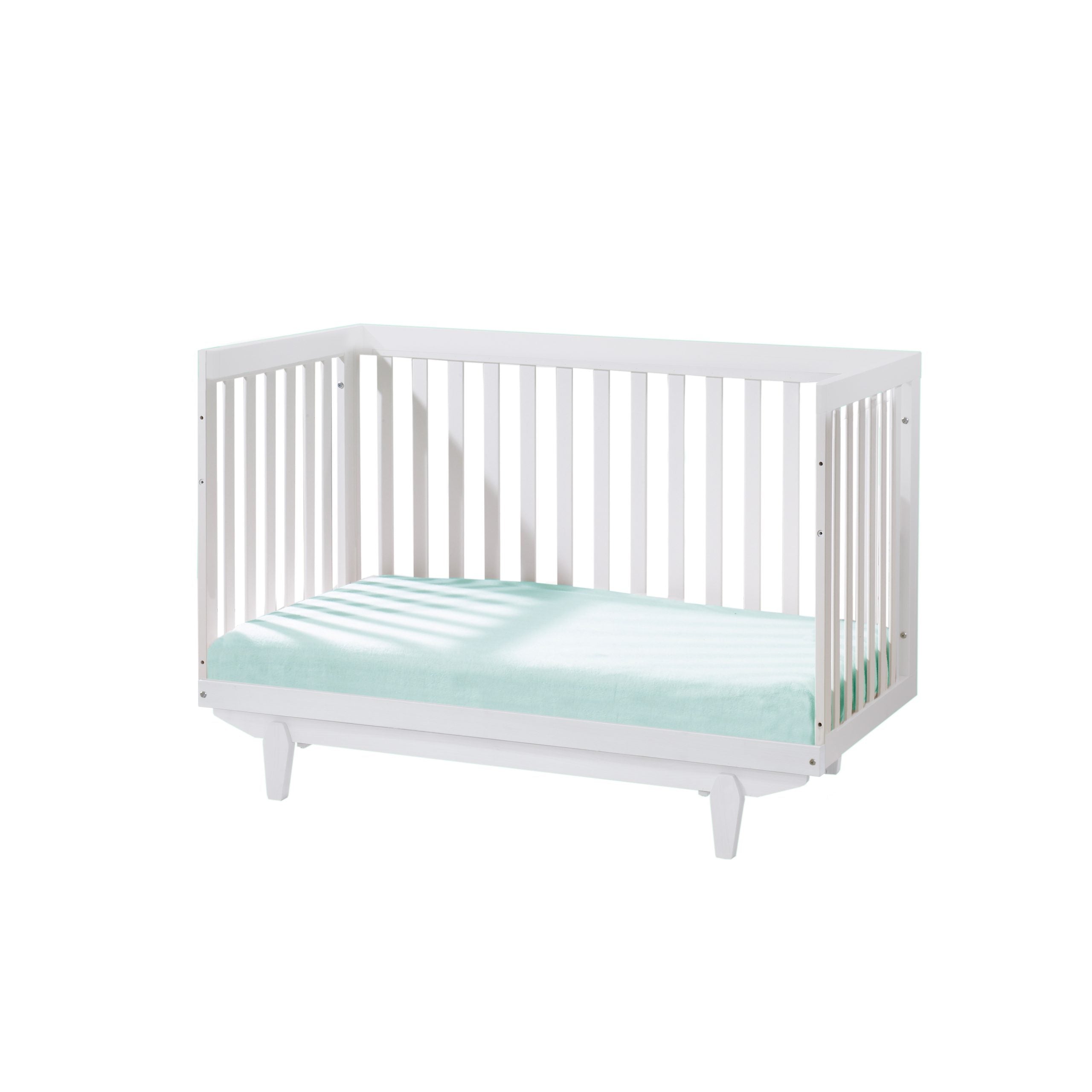 Tulip Tate Classic Convertible Crib